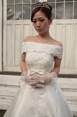 Irene（アイリーン） Annie Bridal by P.R.A.H.