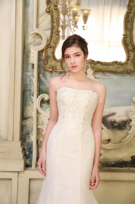 Selina (セリナ） Annie Bridal by P.R.A.H.