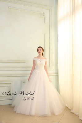 Gamila (ガミラ） Annie Bridal by P.R.A.H.
