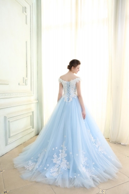 Mue (ムゥ） Annie Bridal by P.R.A.H.