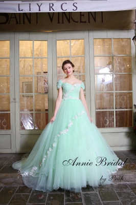 Athena (アテナ） Annie Bridal by P.R.A.H.