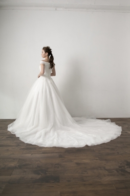 Nicole（ニコール） Annie Bridal by P.R.A.H.