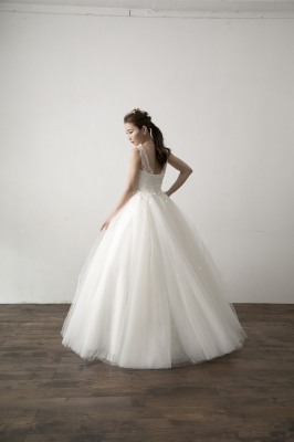 Adeline（アデリン） Annie Bridal by P.R.A.H.