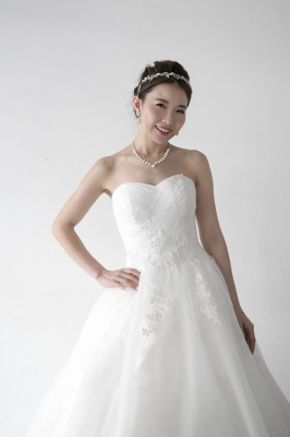 Destiny（デスティニー） Annie Bridal by P.R.A.H.