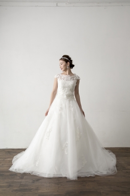 Destiny（デスティニー） Annie Bridal by P.R.A.H.