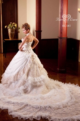 べラージオ  BRIDAL COLLECTION OZ（ブライダル　コレクション　オズ）