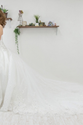 PK BRIDAL SALON TIARA 写真画像