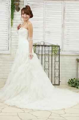 WH BRIDAL SALON TIARA